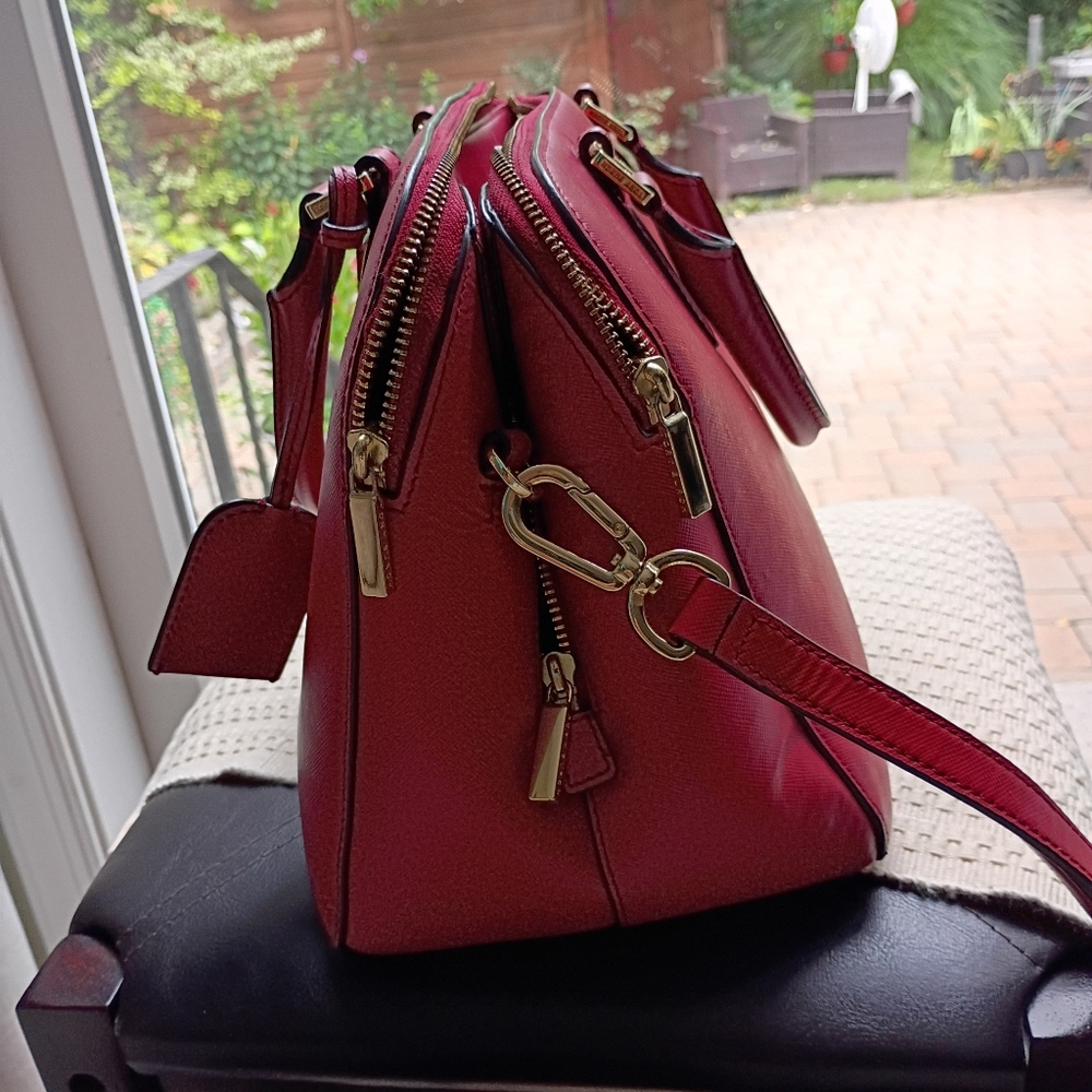 Tory Burch Leather Robinson Triple Zip Dome SatchelSKU 211143.God Conditio - Picture 4 of 10